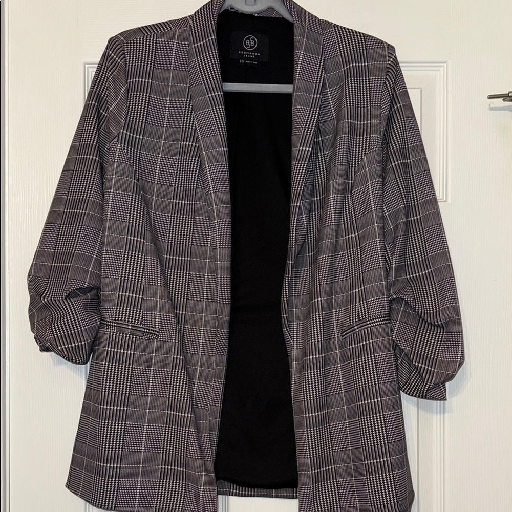 Boom Boom Jeans Black and White Houndstooth Blazer